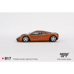 MINI GT 00817 McLaren F1...