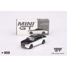 MINI GT 00959 BMW I7...